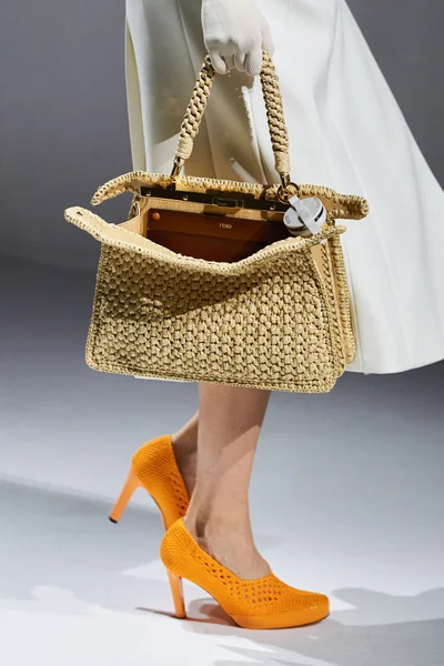 Look 68
